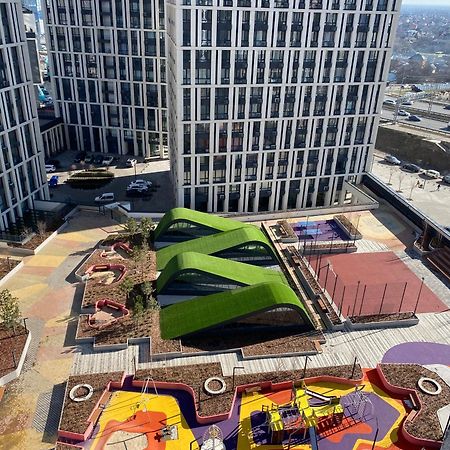 Slavutich Apartments Near Metro Station キエフ エクステリア 写真