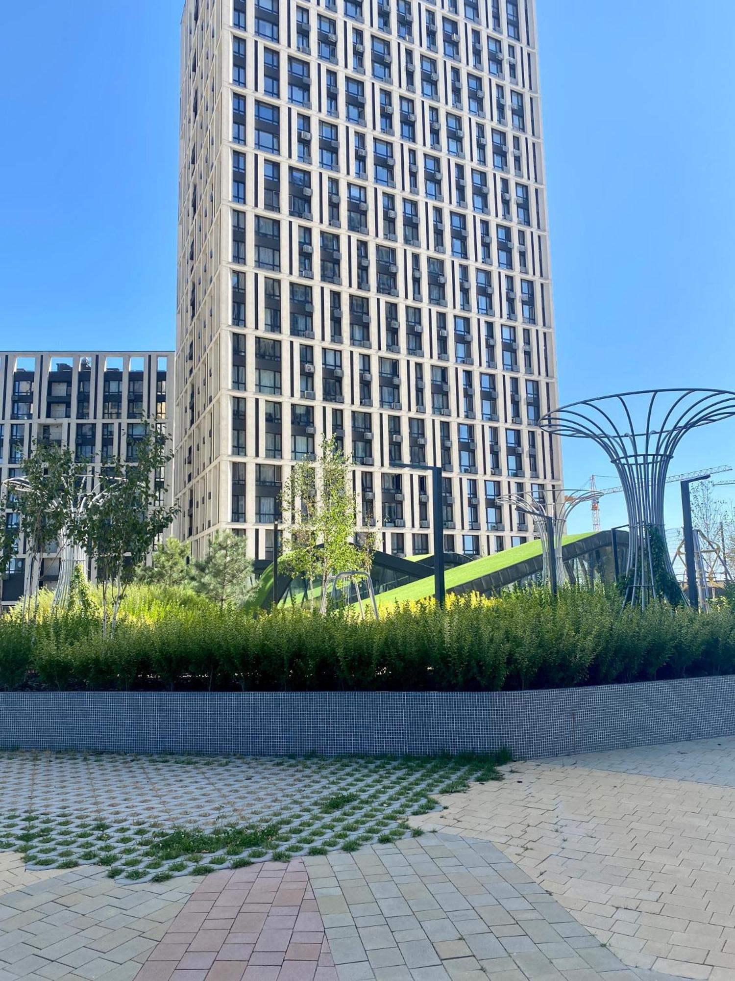 Slavutich Apartments Near Metro Station キエフ エクステリア 写真